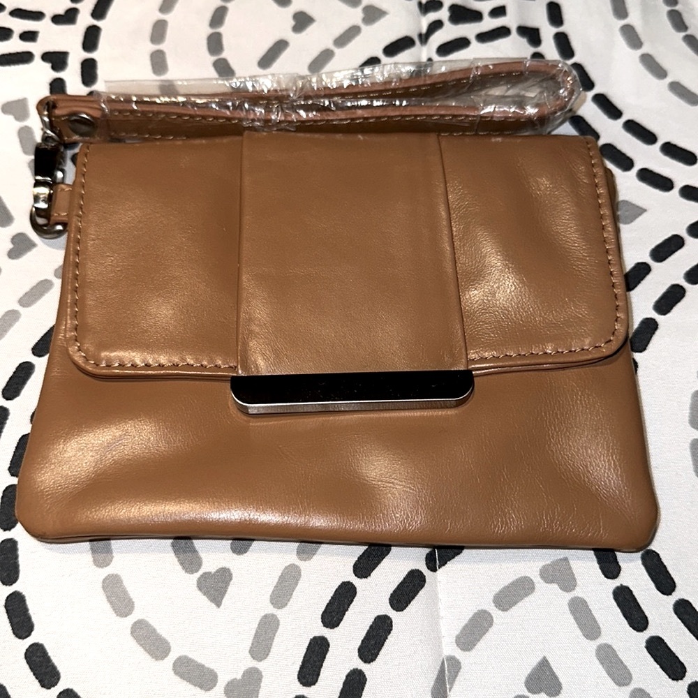 Red Envelope Tan Genuine Leather Wristlet BNNT